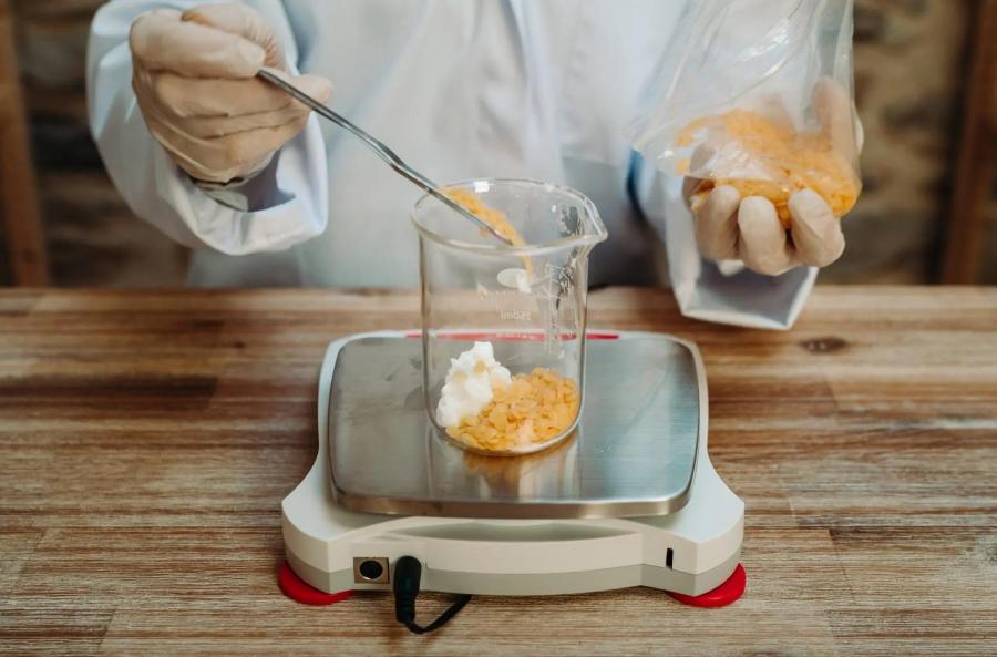 A Guide to Choosing the Right Emulsifier for High-End Cosmetics